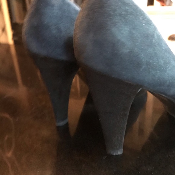 Franco Sarto navy & black suede size 8 heels - Picture 5 of 10